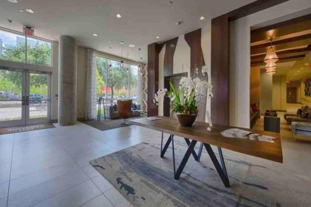 Апартаменти Htown Downtown Oasis Х'юстон Екстер'єр фото